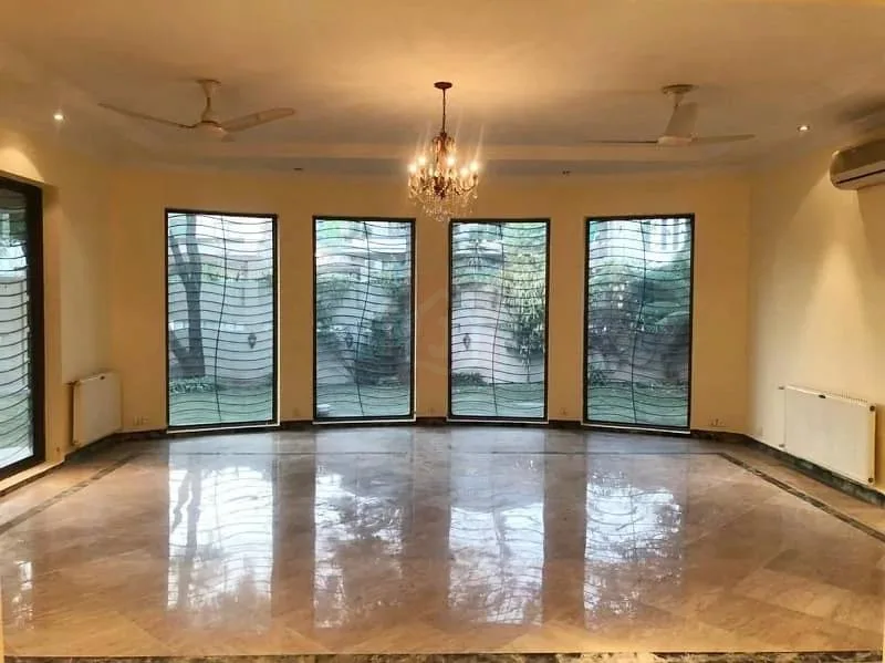 Spacious Corner House Available for Sale