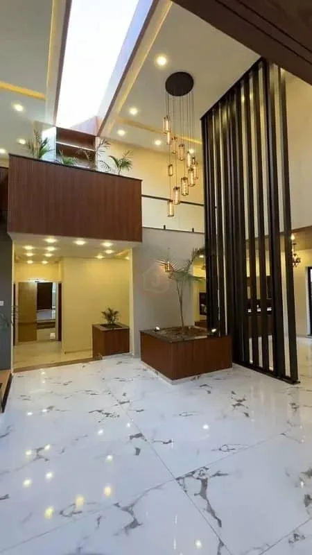 10 Marla House Available in Top City 1 - Block A at Competitive Price