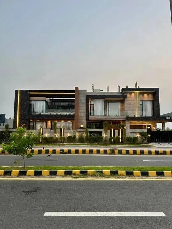 Stunning 2 Kanal Fully Furnished Bungalow with Pool in DHA Lahore