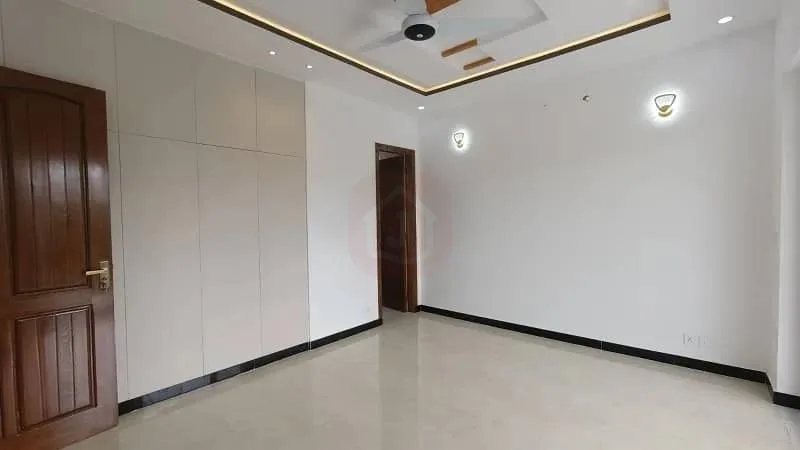 Prime Investment Opportunity in Top City 1