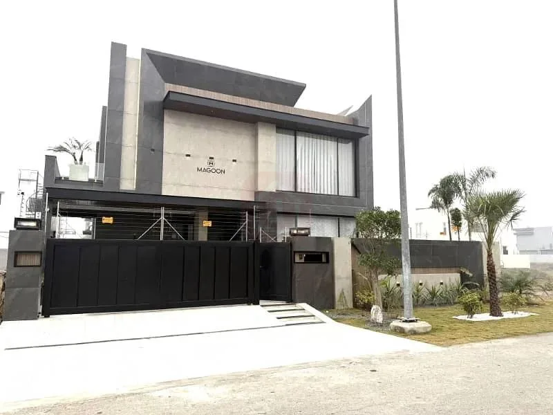 Stunning Fully Furnished One Kanal Bungalow with 2 Servant Quarters for Sale in DHA Lahore