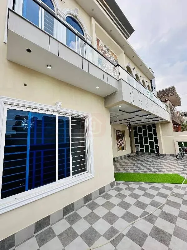12 Marla Modern Designer House Available In Jinnah Garden
