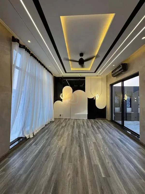 Stunning One Kanal Modern Bungalow with 2 Servant Quarters in DHA Lahore