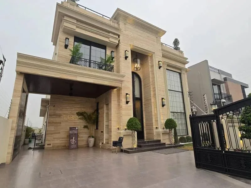 1 Kanal Fully Furnished Italian-Style Bungalow for Sale