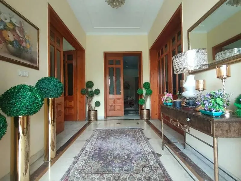 2 Kanal Beautiful Bungalow for Sale in DHA Lahore Near Park and Commercial Market