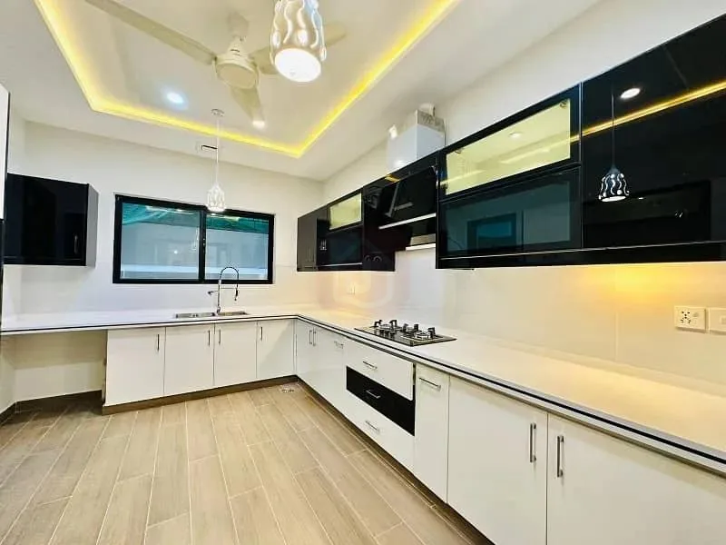 Newly Built Designer Home in Prime Location