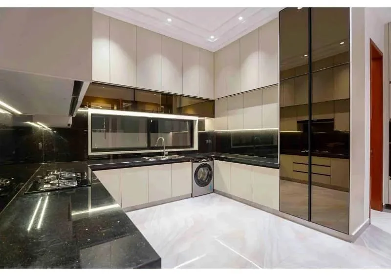 Stunning One Kanal Ultra-Modern Bungalow with Servant Quarters for Sale in DHA Lahore