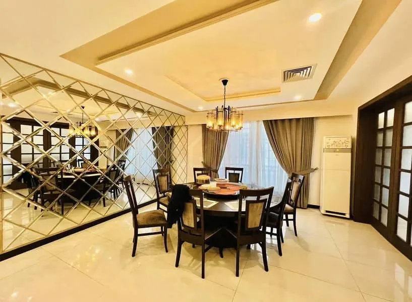 DHA Phase 2 1.5 Kanal Fully Furnished Home
