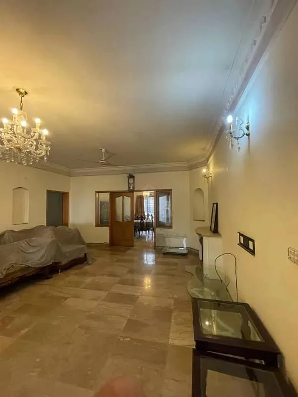 Stunning 2 Kanal 8-Bedroom Bungalow with Full Basement for Sale in DHA Lahore