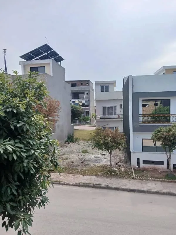 Stylish 5 Marla Home Available in Sector N, Bahria Enclave Islamabad