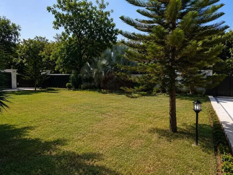 Unique 1777 SQYD House Available For Purchase