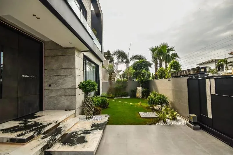 Luxury 1 Kanal Bungalow for Sale in Prime DHA Phase 8 Location