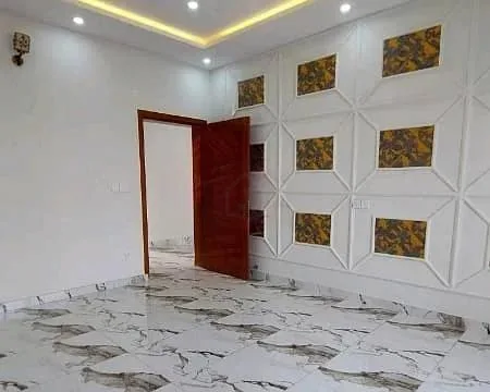 Ideal Investment Opportunity: House for Sale in Top City 1