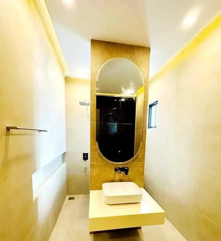 Luxury 1 Kanal Designer Home in DHA Phase 2