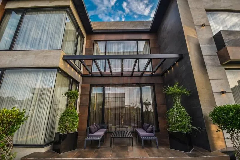 Luxury 2-Kanal Newly Built Home Available in Elite Location Close to Golf
