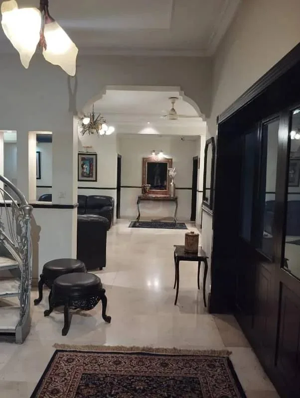 One Kanal Bungalow for Sale in DHA Lahore Near Park and Commercial Area