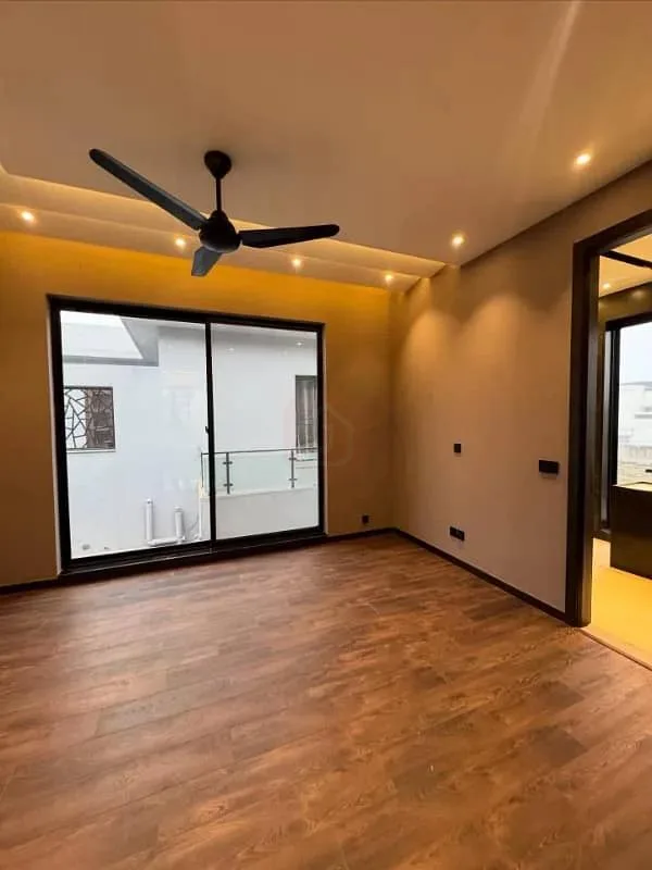 Luxury One Kanal Bungalow with 2 Servant Quarters in DHA Lahore