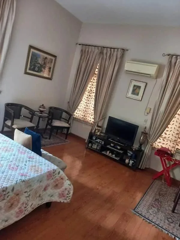 One Kanal Used Bungalow with 3 Bedrooms for Sale in DHA Lahore