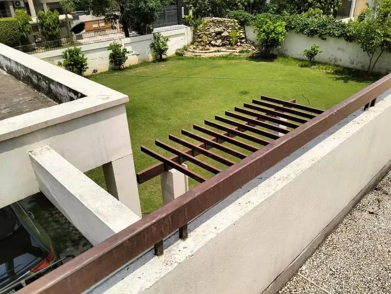 2 Kanal Modern Bungalow for Sale in DHA Lahore Near Park and Commercial Market