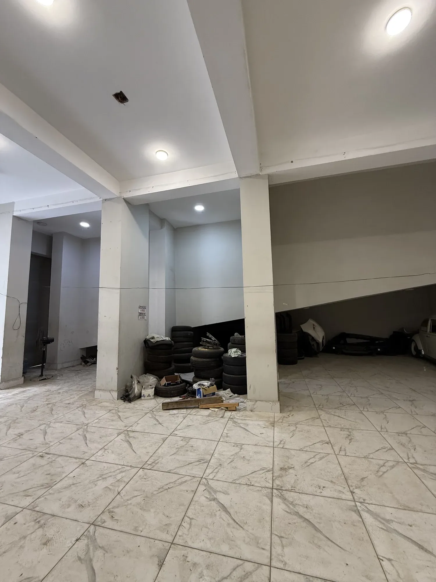 COMMERCIAL OFFICE / SHOP FOR RENT – SHARFABAD / BAHADURABAD , KARACHI