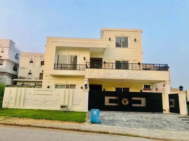 1 Kanal Luxury House For Sale in DHA Phase 2, Islamabad - Semi Furnished