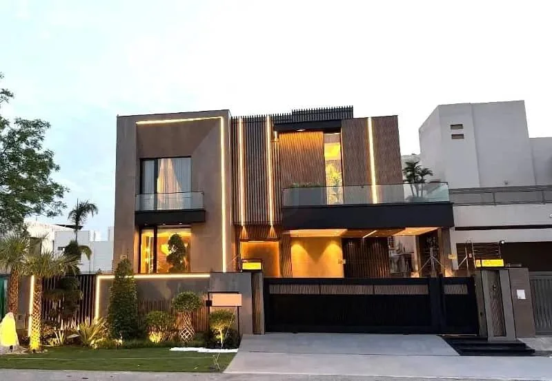 Stunning One Kanal Ultra-Modern Bungalow with Full Basement in DHA Lahore
