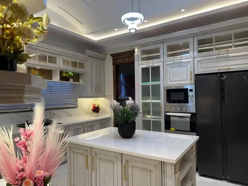 Stunning 1 Kanal Fully Furnished Luxurious Bungalow in DHA Phase 6