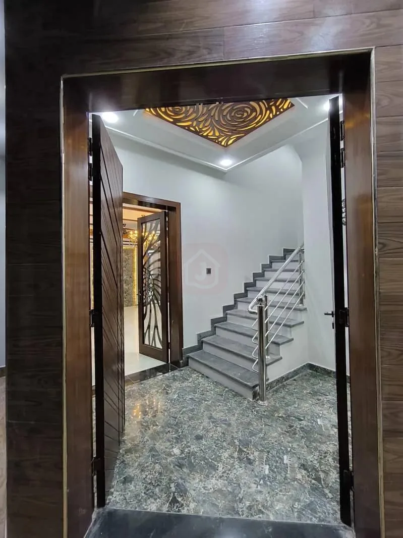 10 Marla Corner House in DHA Defence with Solar System