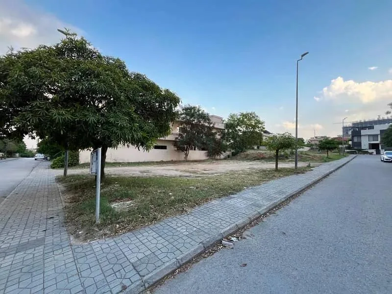 1 Kanal Plot Available in DHA Phase 5, Islamabad