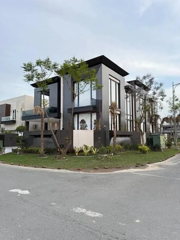 8 Marla House For Sale Ultra Modern Design Don'T Miss This Golden Opportunity To Own Your Dream Home!
