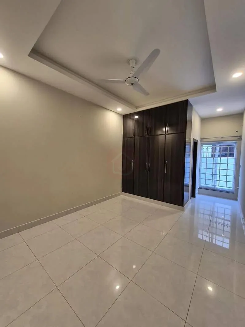 Double Unit House Available in I-11/2 - 25x60 Size