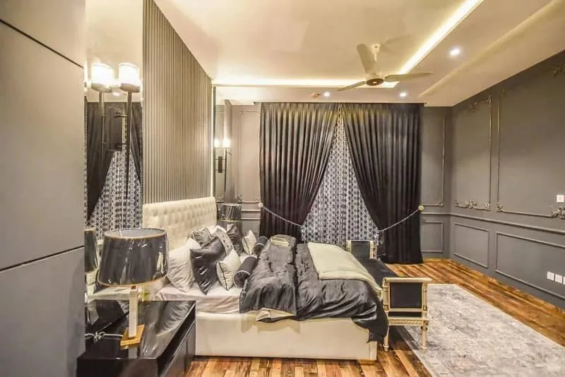 Exquisite 2 Kanal House Available in DHA Islamabad