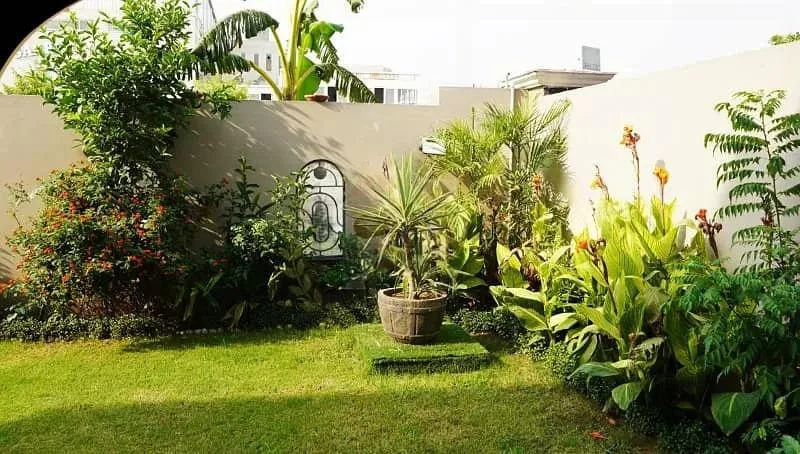 One Kanal 7-Bedroom Fully Furnished Bungalow in DHA Lahore for Sale