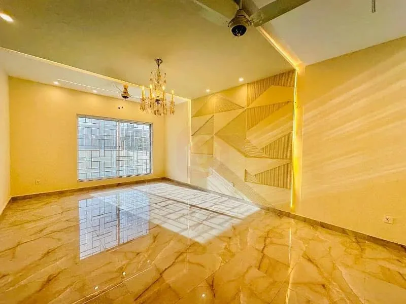 10 Marla New House Available in Emaar Canyon Views