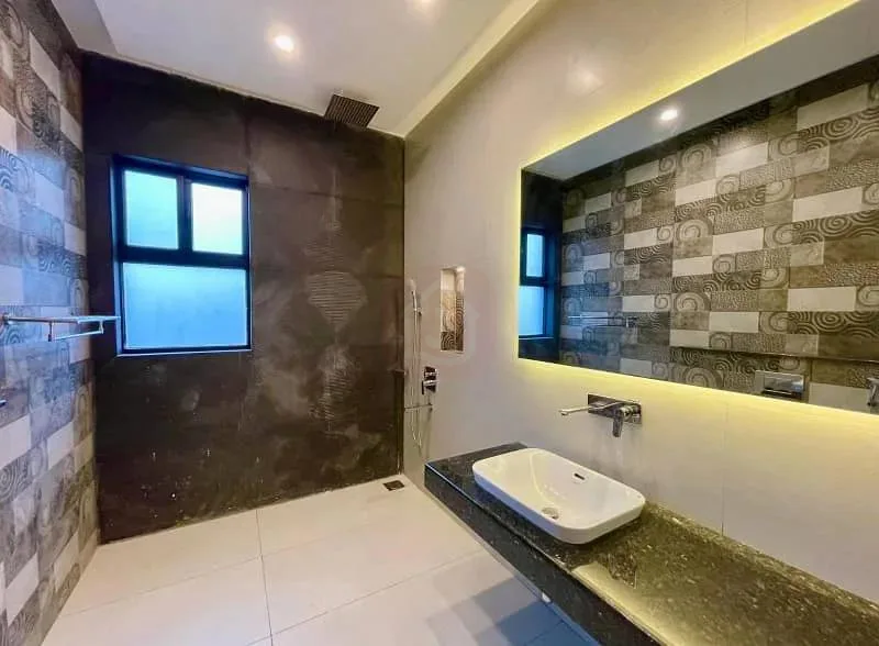Elegant 1 Kanal Designer House in DHA Phase 2