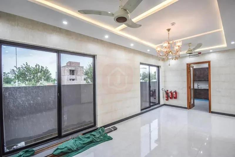 Stylish 7.5 Marla Home Available for Purchase in DHA Lahore