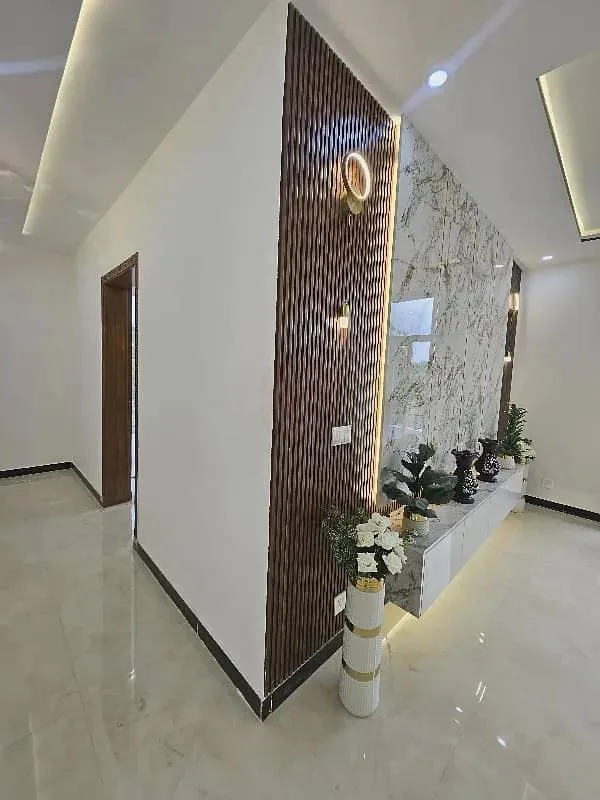 10 Marla House Available for Sale in Top City 1 - Block A
