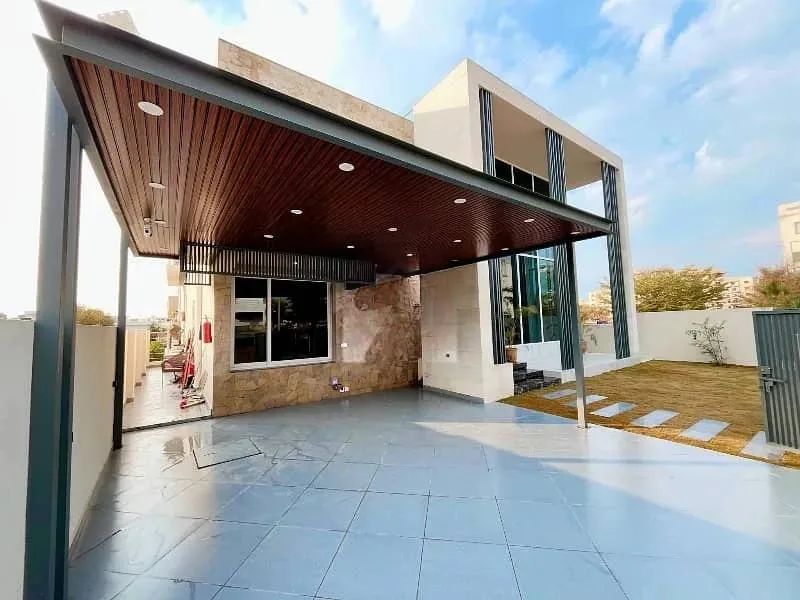 1 Kanal Stylish House Available for Sale in DHA Islamabad