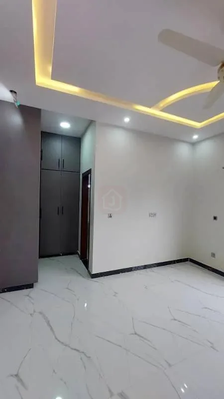 Luxury House Available in DHA Phase 5 - Sector F