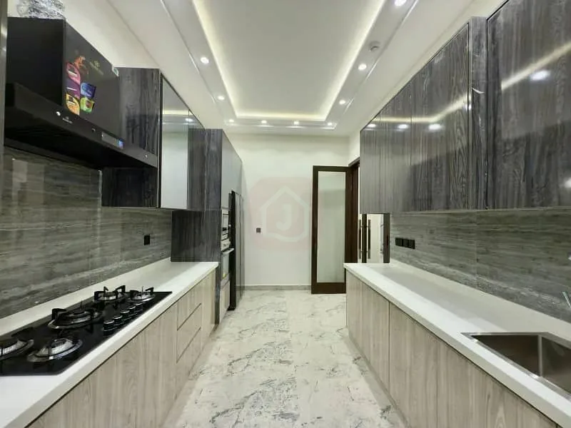 Exquisite 10 Marla Designer Villa Available in DHA Phase 6
