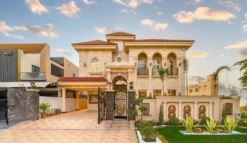 Brand New Spanish Villa on 1 Kanal Near LUMS in DHA Phase 5