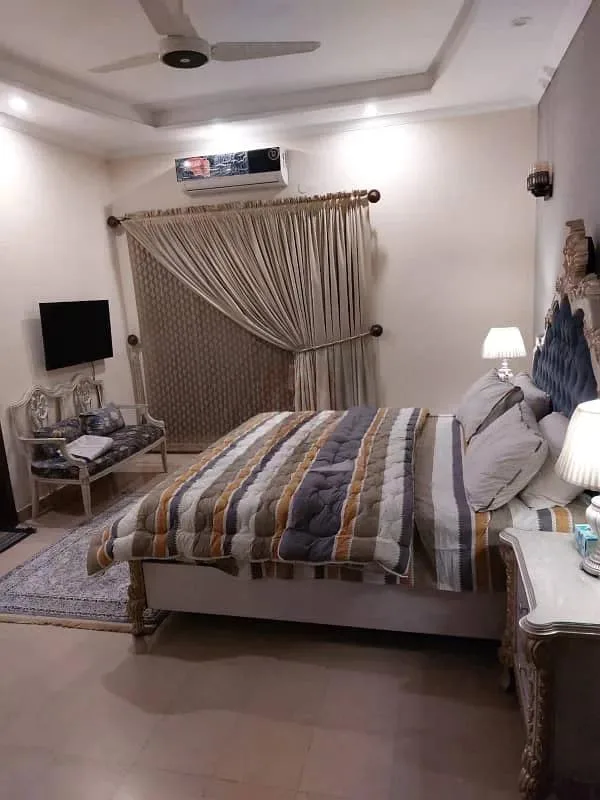 Modern One Kanal Bungalow for Sale in DHA Lahore