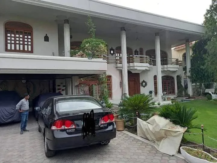 Stunning 2 Kanal Spanish-Style Bungalow for Sale in DHA Lahore