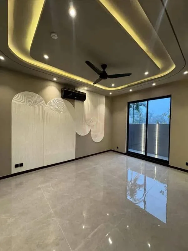 Luxury One Kanal Bungalow with 2 Servant Quarters in DHA Lahore