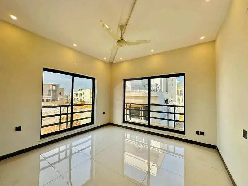 10 Marla New House Available in Emaar Canyon Views