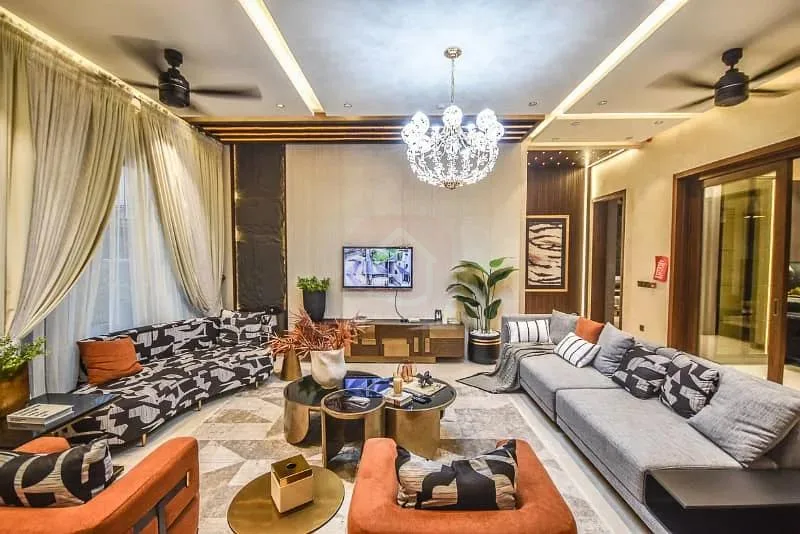 1 Kanal Double Height Lobby in Mazhar Munir Design