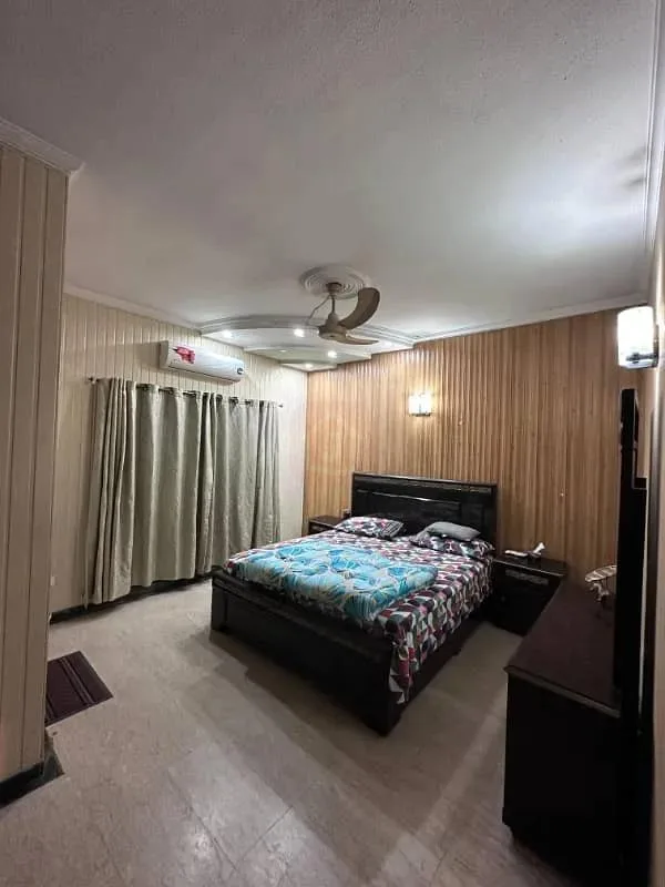 11 Marla Corner Bungalow for Sale in DHA Lahore Near Park and Market