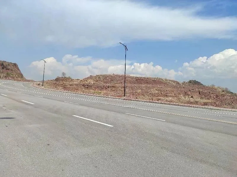 10 Marla Corner Plot for Sale in Sector K, Bahria Enclave Islamabad
