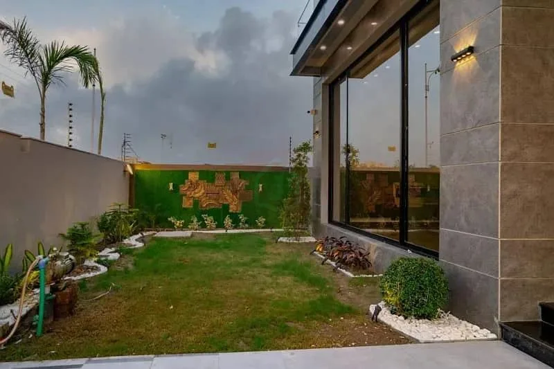 Stunning One Kanal Ultra-Modern Bungalow for Sale in DHA Lahore