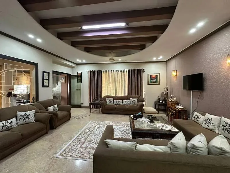 Stunning 22 Marla Corner 7-Bed Basement Bungalow in DHA Lahore